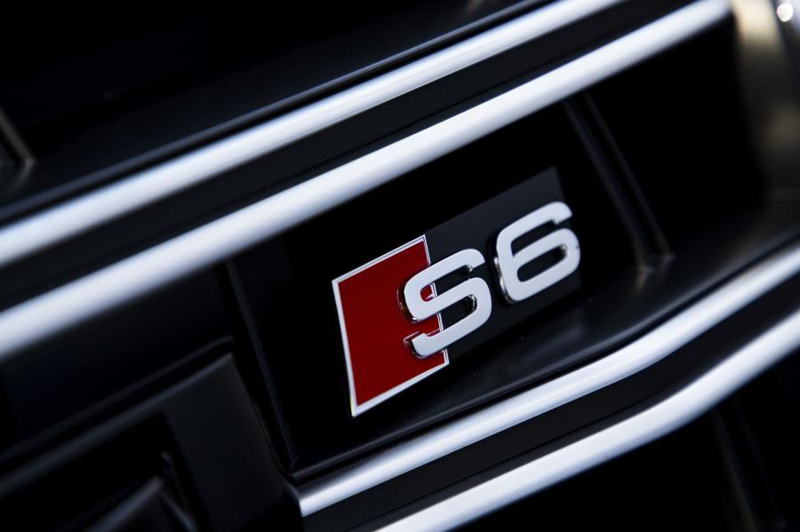 Логотип Audi S6 Sedan TDI (C8) 2019 года  (WW) (фото 28 из 69)